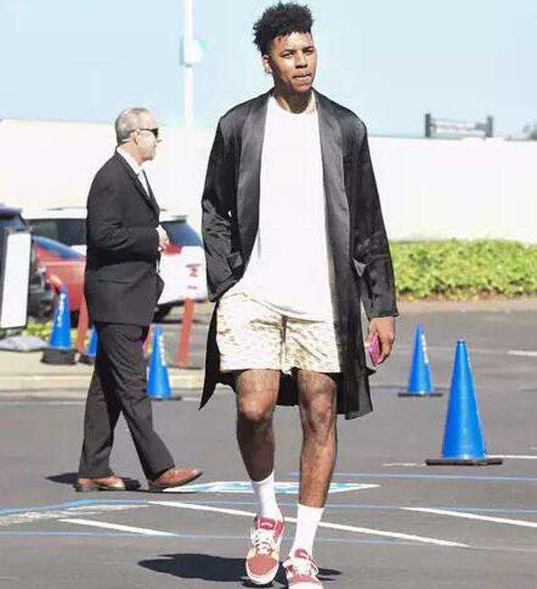 商业与竞技 商业与竞技